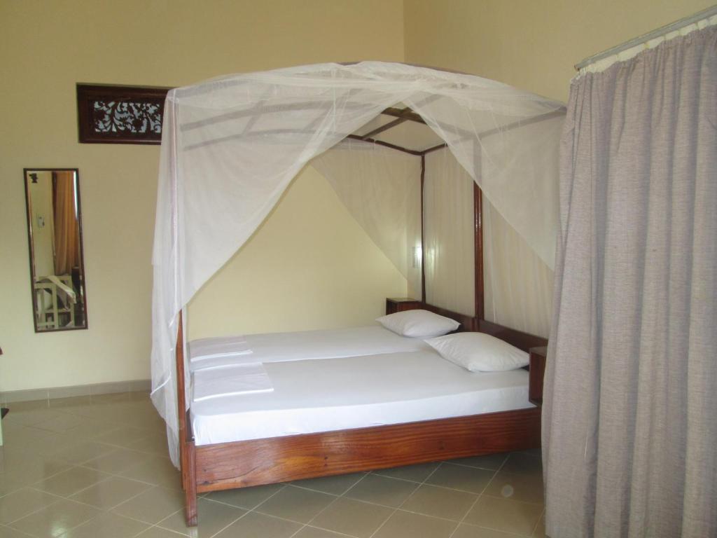 Tandem Guesthouse Hikkaduwa Exterior photo